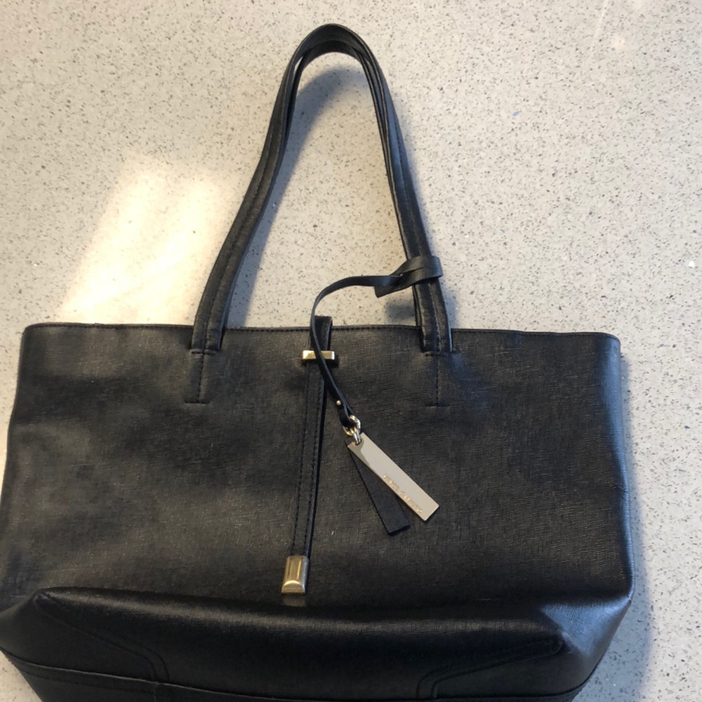 Vince Camuto tote